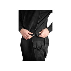 Tablier en cuir noir 90 x 60 avec une ouverture pour les jambes