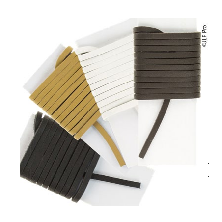 Lacet en cuir noir de 115 cm