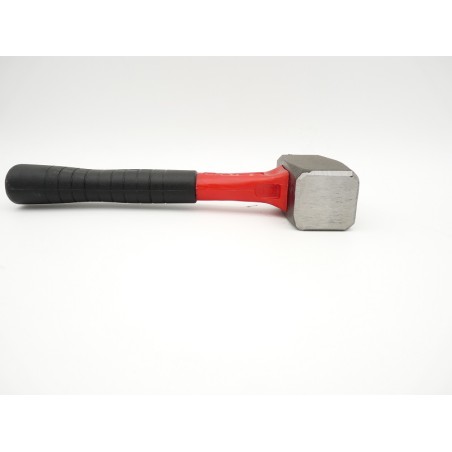 Massette angles abattus avec manche composite de 1,250 kgs